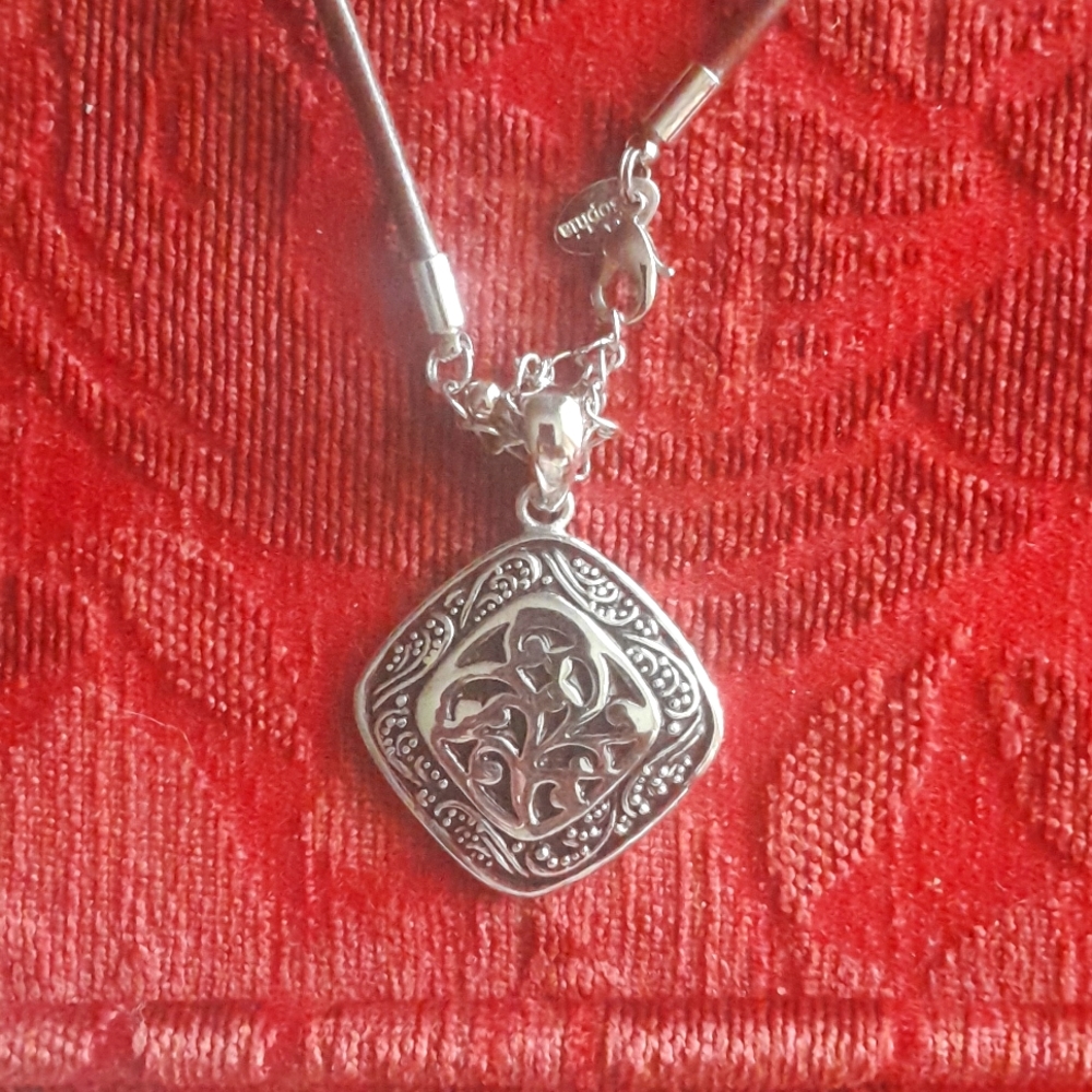 LIA SOPHIA SILVER TONE MEDALLION NECKLACE